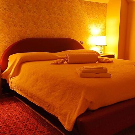 Prestigioso Appartamento Di 70Mq Vicino Milano Legnano Extérieur photo