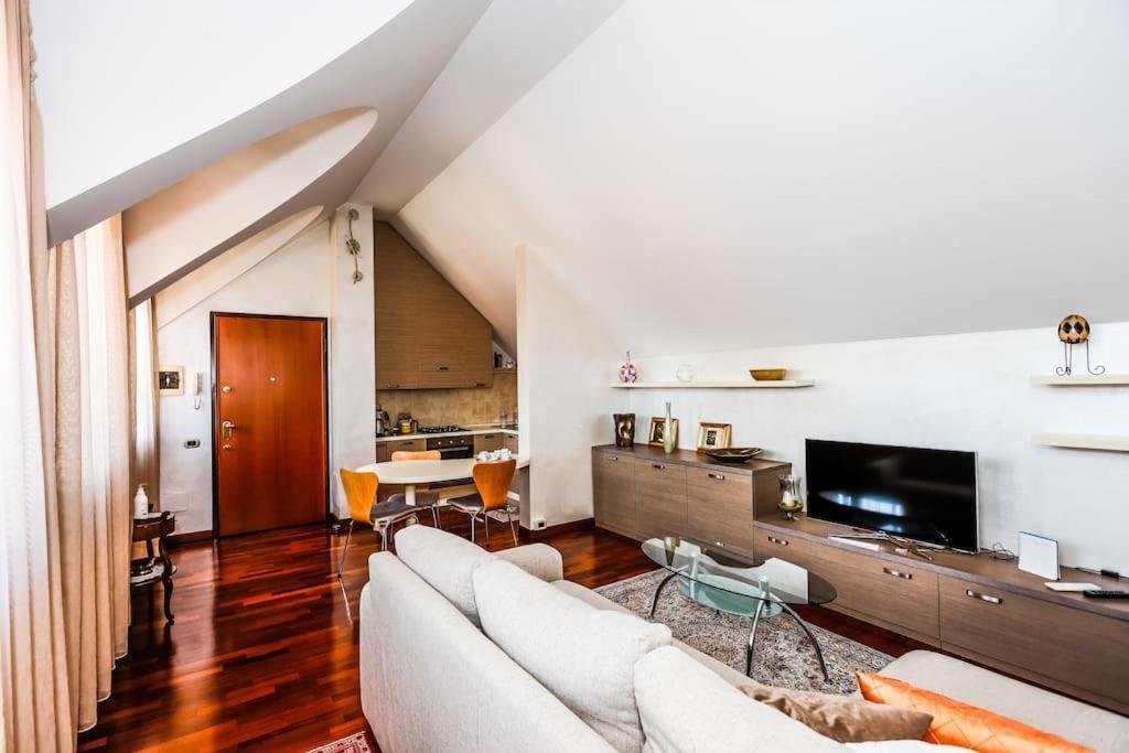 Prestigioso Appartamento Di 70Mq Vicino Milano Legnano Extérieur photo
