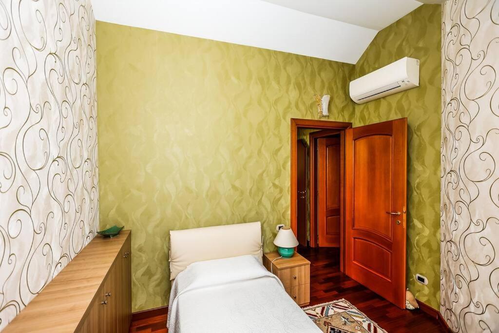 Prestigioso Appartamento Di 70Mq Vicino Milano Legnano Extérieur photo