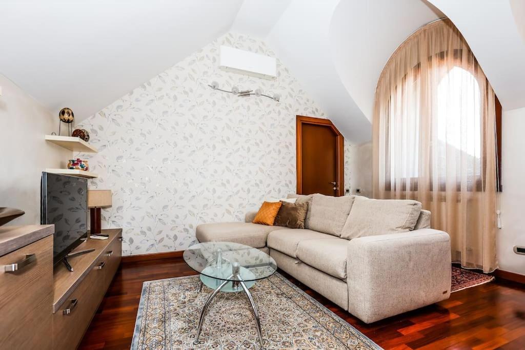 Prestigioso Appartamento Di 70Mq Vicino Milano Legnano Extérieur photo